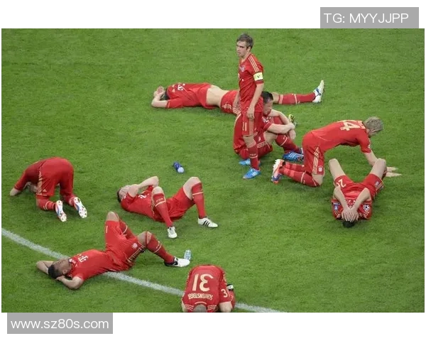 足球明星早期广告形象回顾展现他们的青春风采与品牌魅力